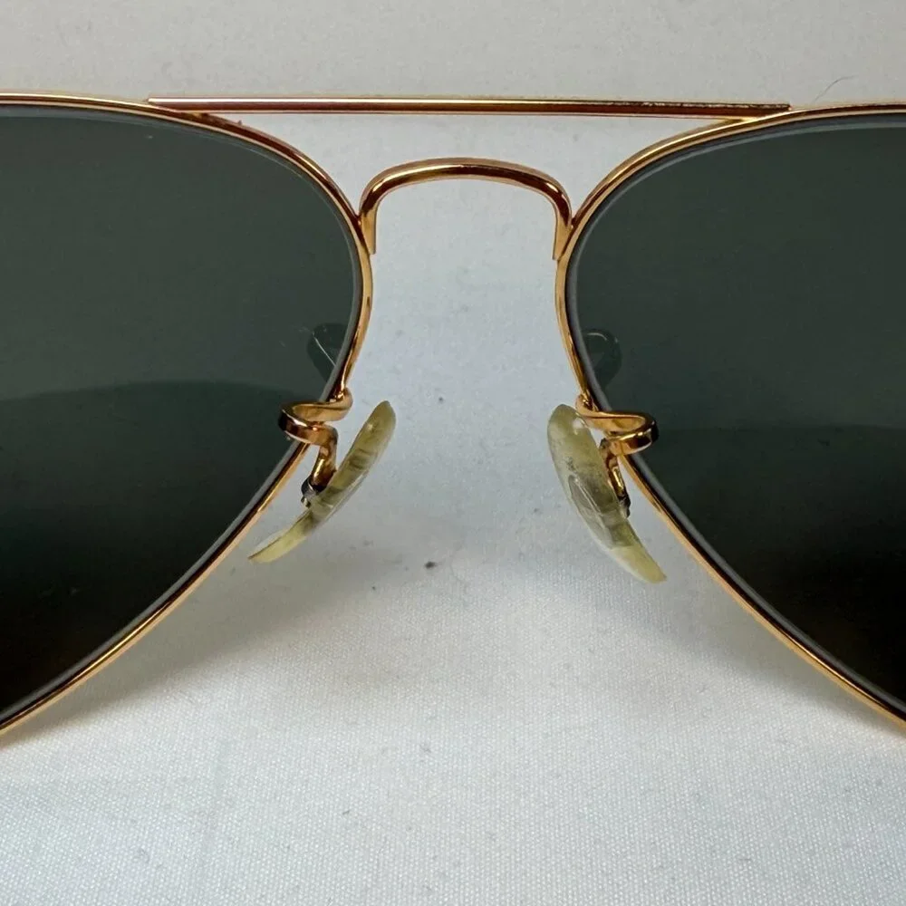 Authentic Vintage 80s RAY-BAN Gold Metal Aviator Sunglasses Small